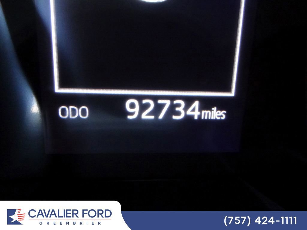 Used 2019 Toyota Camry SE FWD image 17