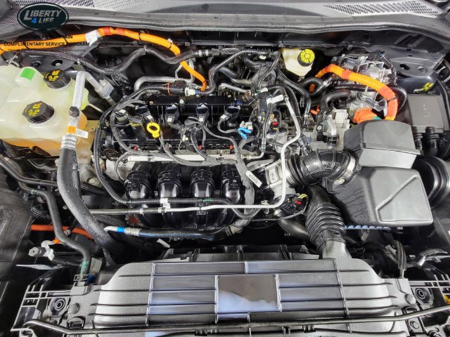 Certified 2022 Ford Escape Titanium w/ Titanium Elite Package AWD/4WD image 39
