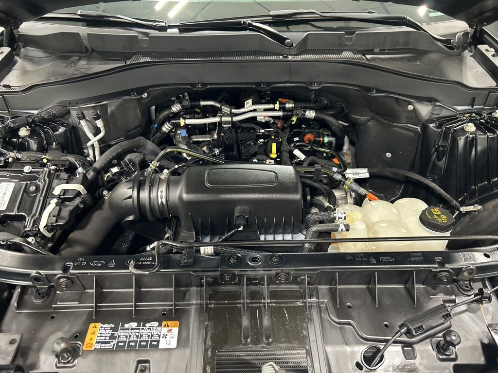 Certified 2023 Ford Explorer XLT w/ Equipment Group 202A AWD/4WD image 32