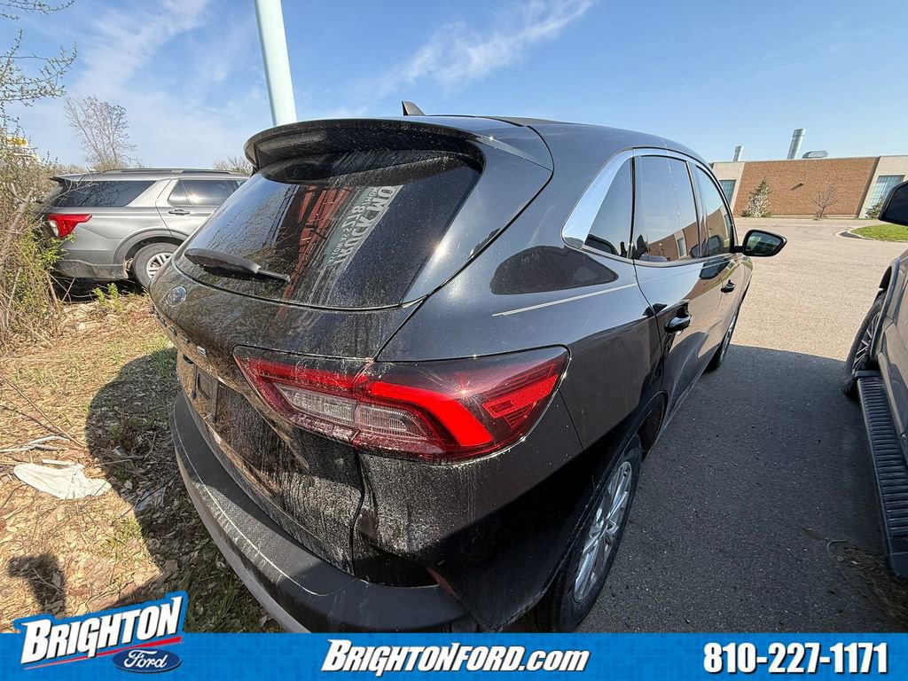 Certified 2023 Ford Escape Active w/ Tech Pack #1 image 3