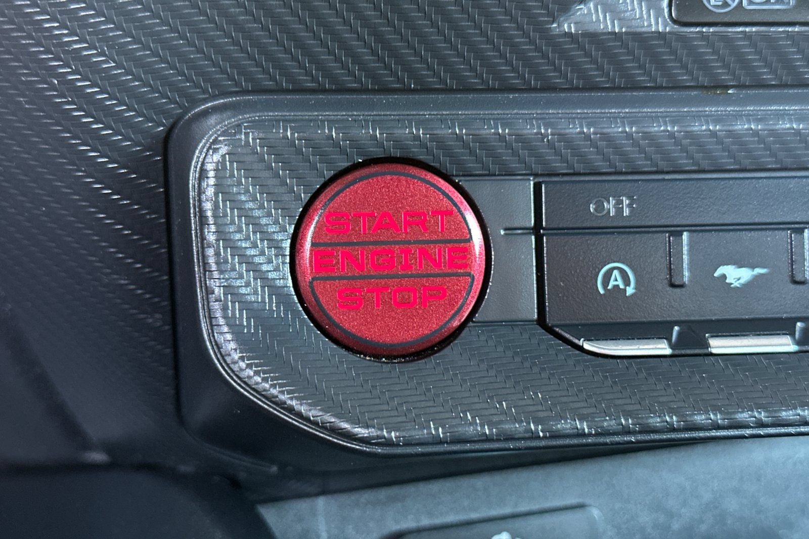 Certified 2025 Ford Mustang GT RWD image 33