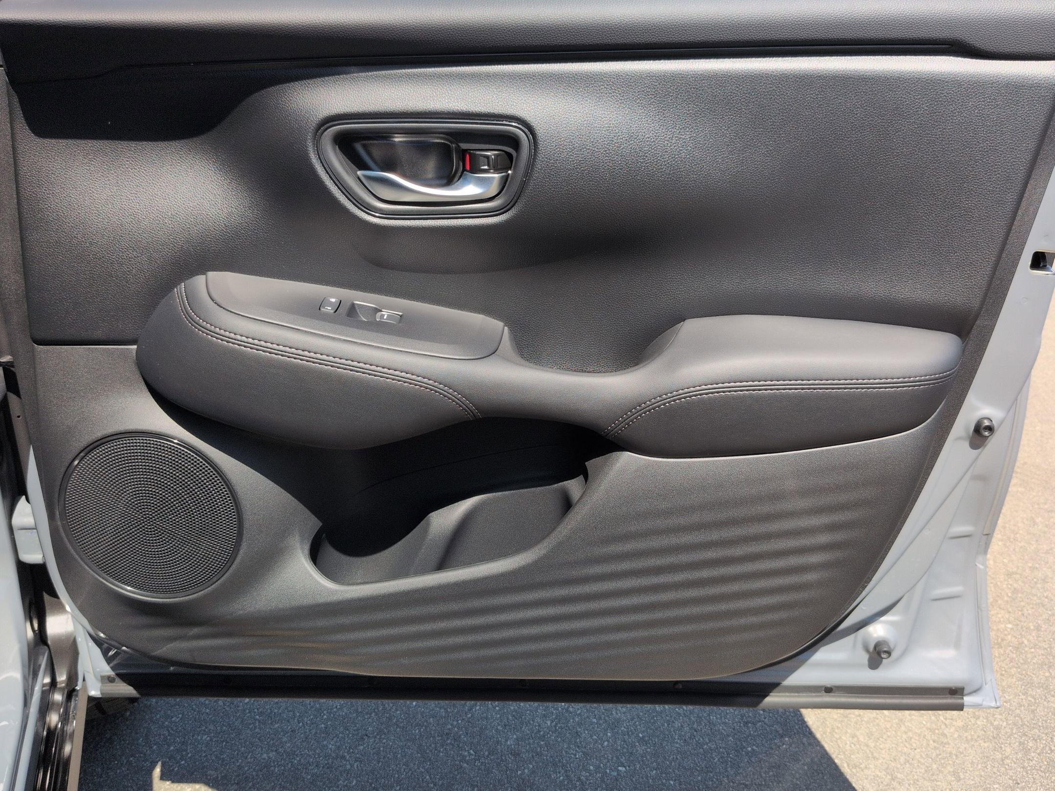 Used 2026 Honda HR-V EX-L image 34
