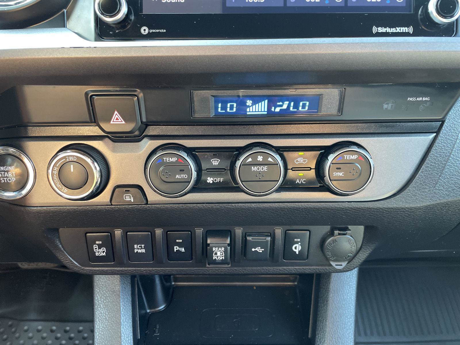 Used 2023 Toyota Tacoma TRD Sport w/ Technology Package AWD/4WD image 25