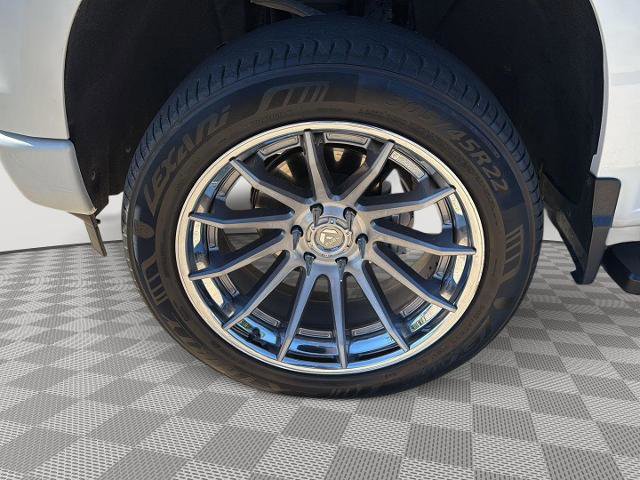 Used 2022 Chevrolet Silverado 1500 High Country w/ Z71 Off-Road Package image 9