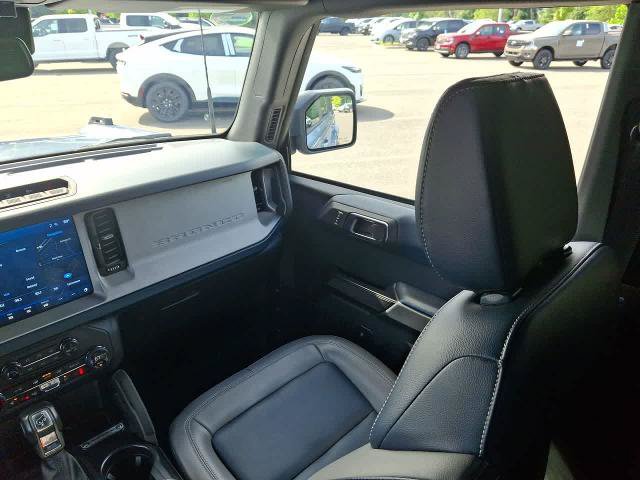 Certified 2024 Ford Bronco Outer Banks AWD/4WD image 11