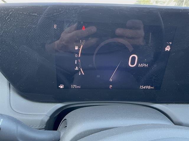 Used 2025 Buick Encore GX Avenir w/ Avenir Technology Package AWD/4WD image 23