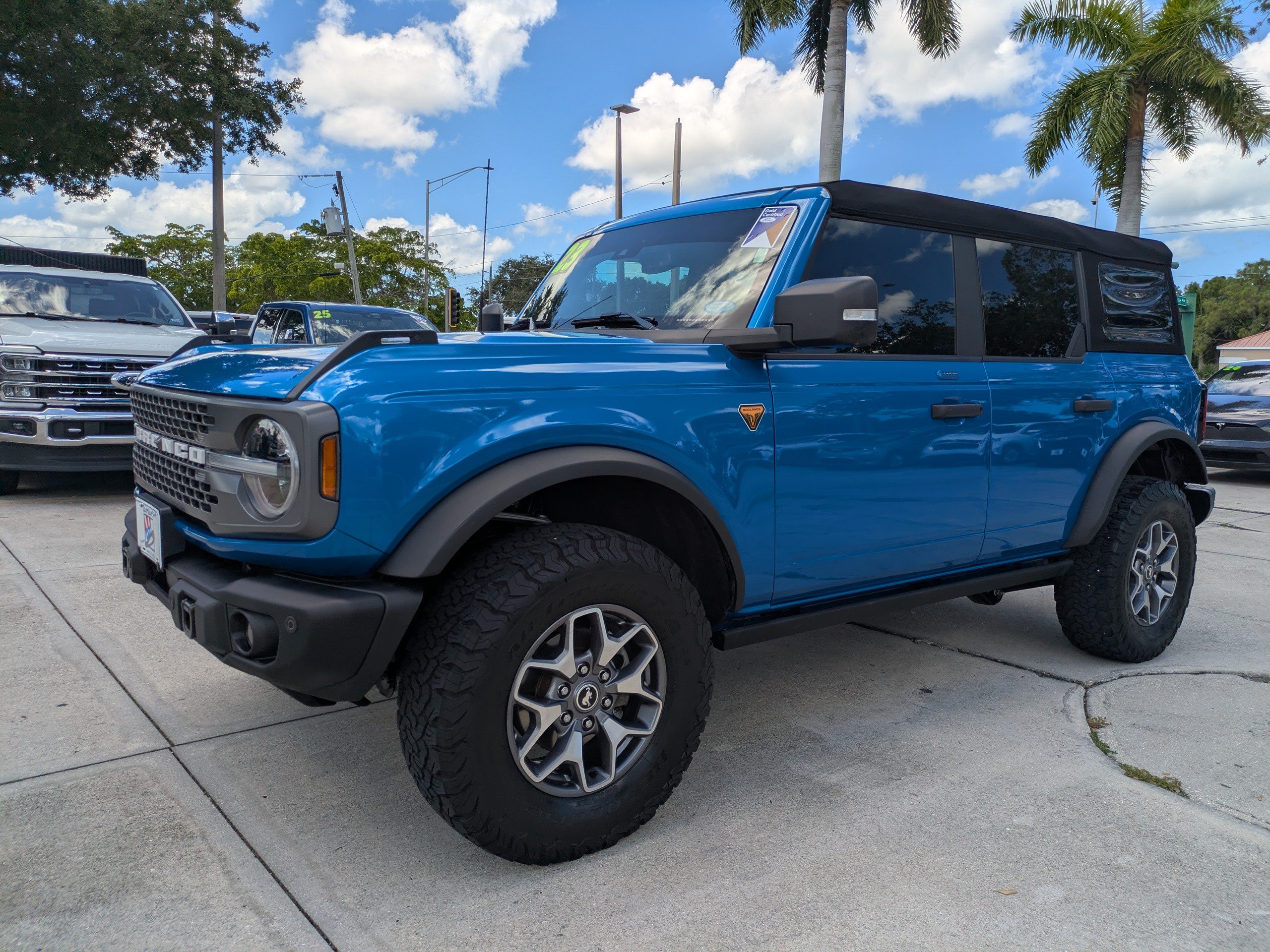 Certified 2023 Ford Bronco Badlands AWD/4WD image 7
