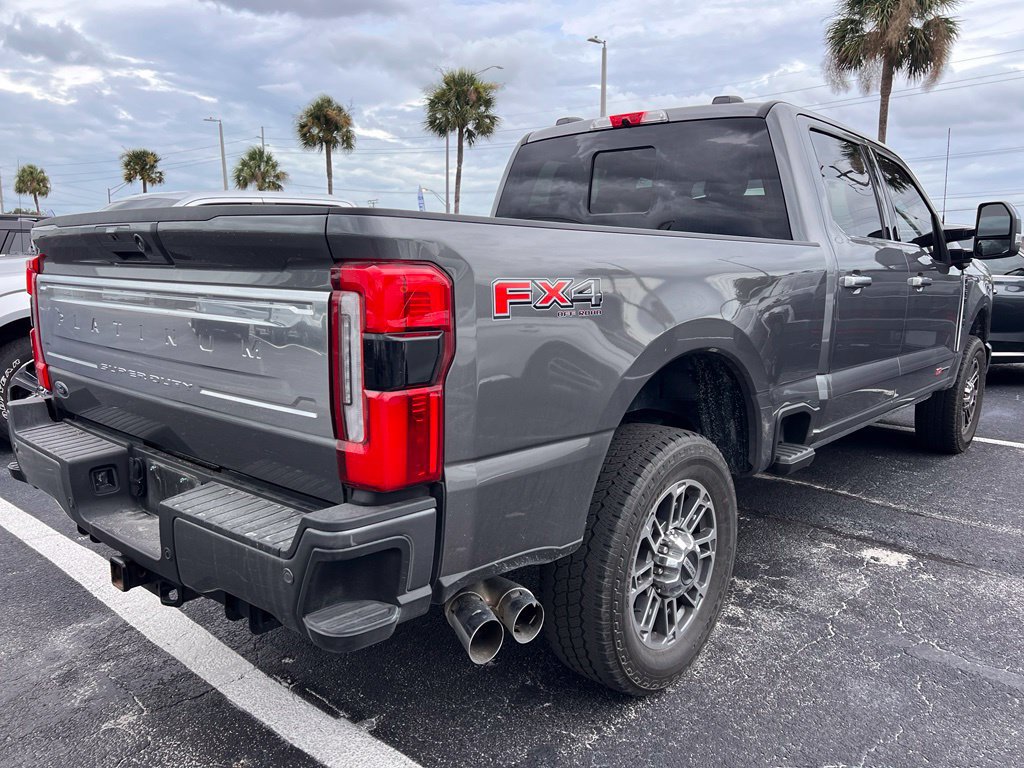 Certified 2025 Ford F350 Platinum w/ Platinum Plus Package AWD/4WD image 4
