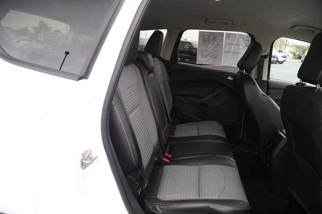 Certified 2019 Ford Escape SE FWD image 30
