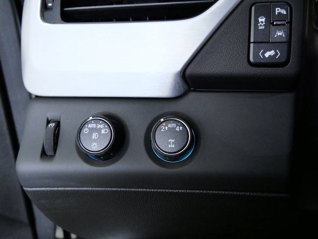 Used 2020 GMC Yukon SLT AWD/4WD image 30