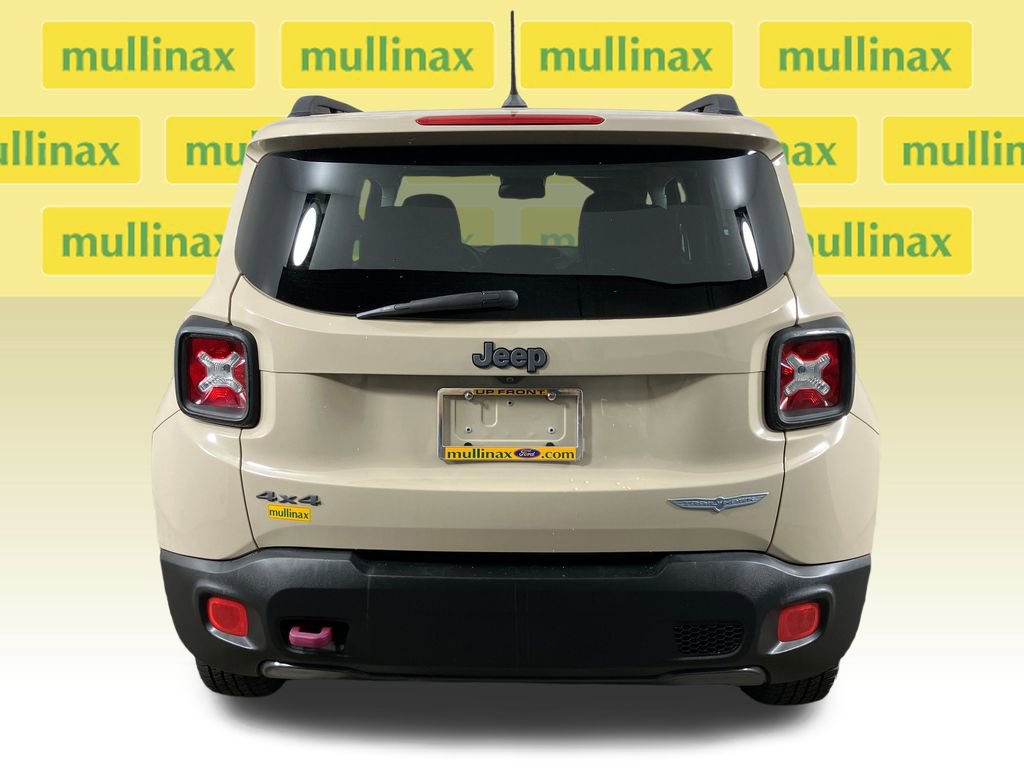 Used 2017 Jeep Renegade Trailhawk image 8