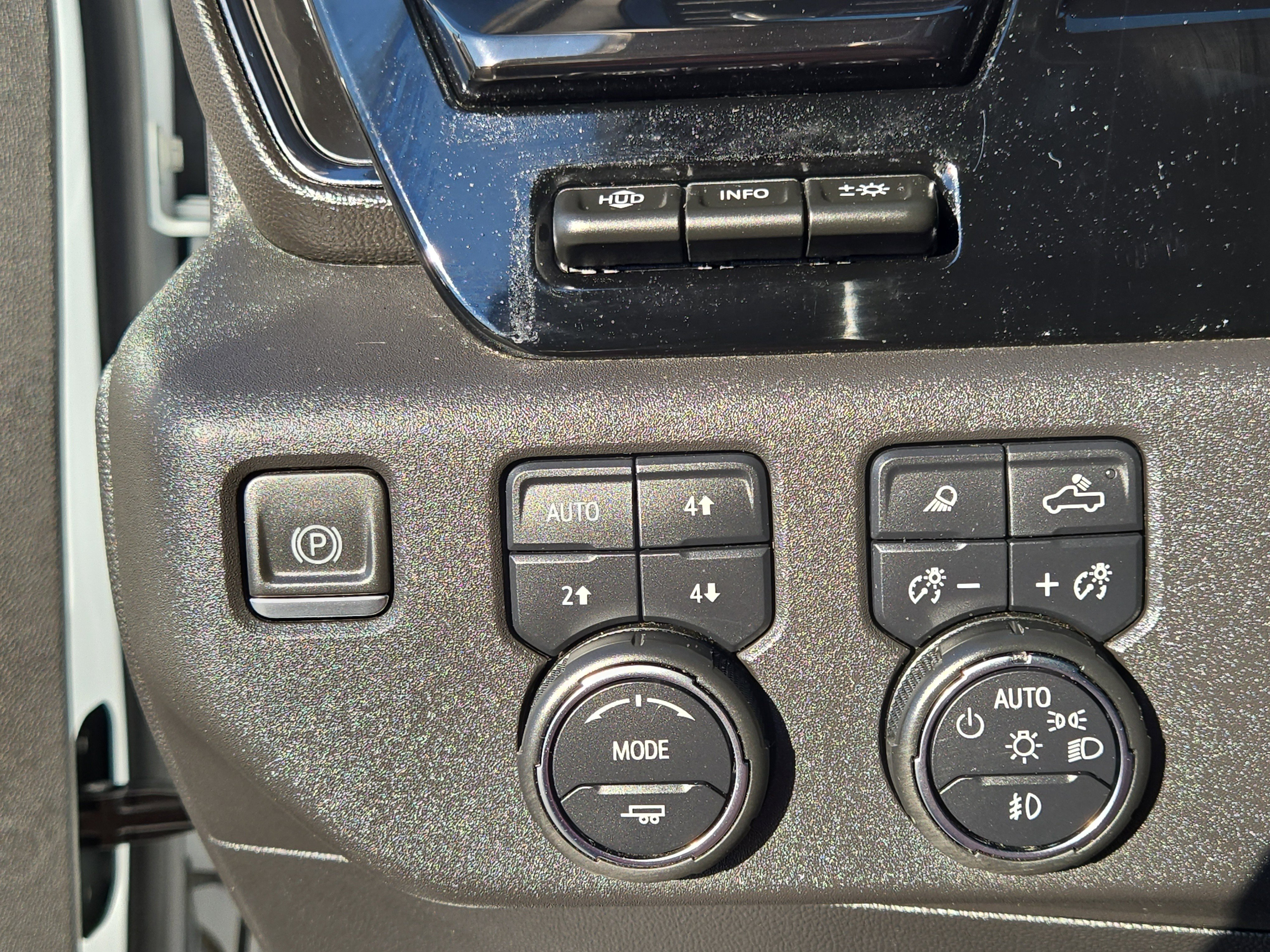 Used 2024 Chevrolet Silverado 1500 ZR2 w/ Technology Package AWD/4WD image 22