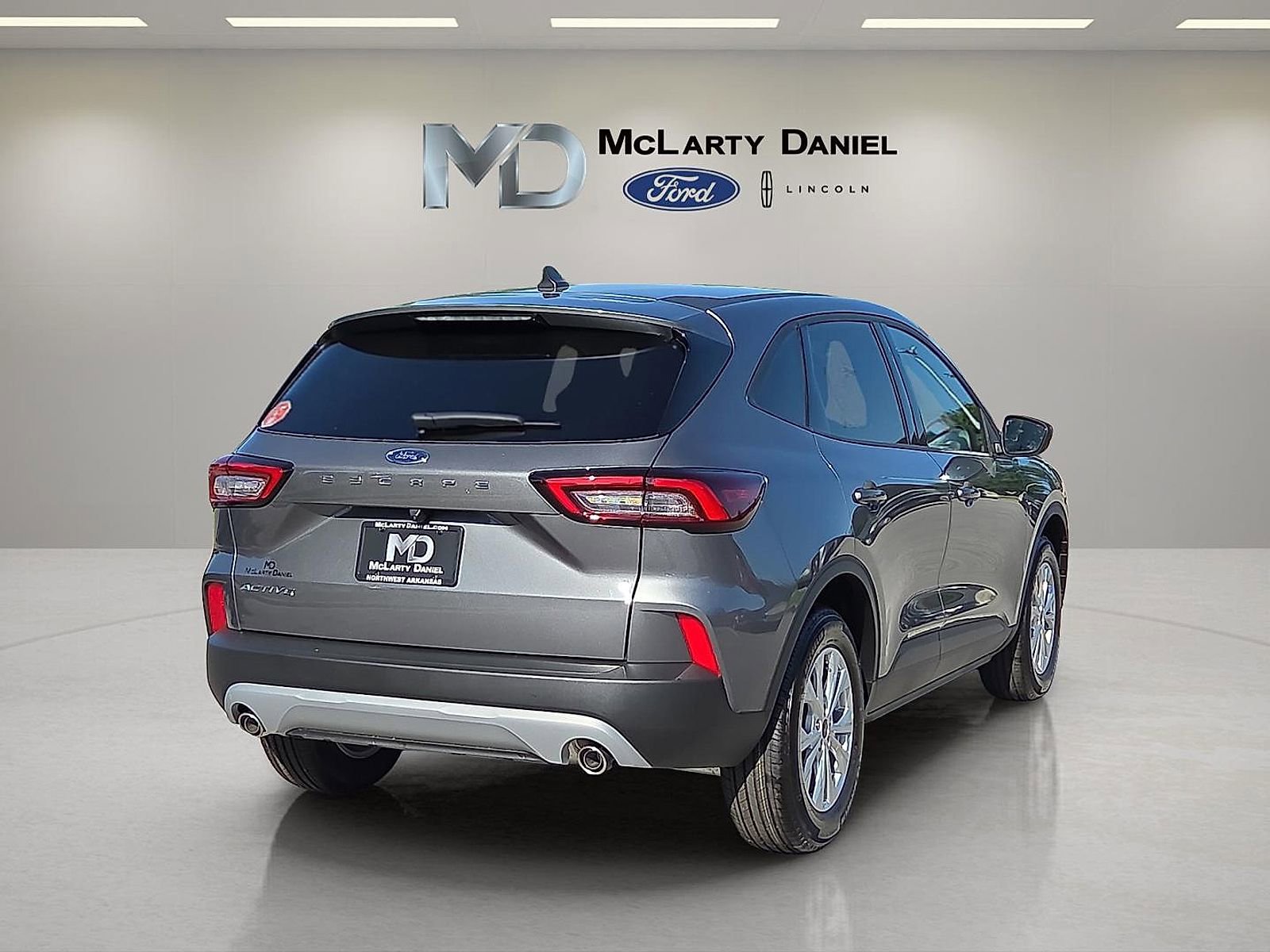 Certified 2025 Ford Escape Active FWD image 5