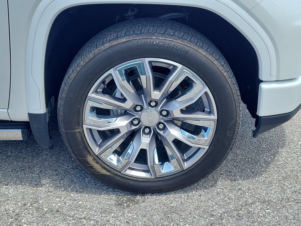 Used 2025 GMC Sierra 1500 Denali AWD/4WD image 8