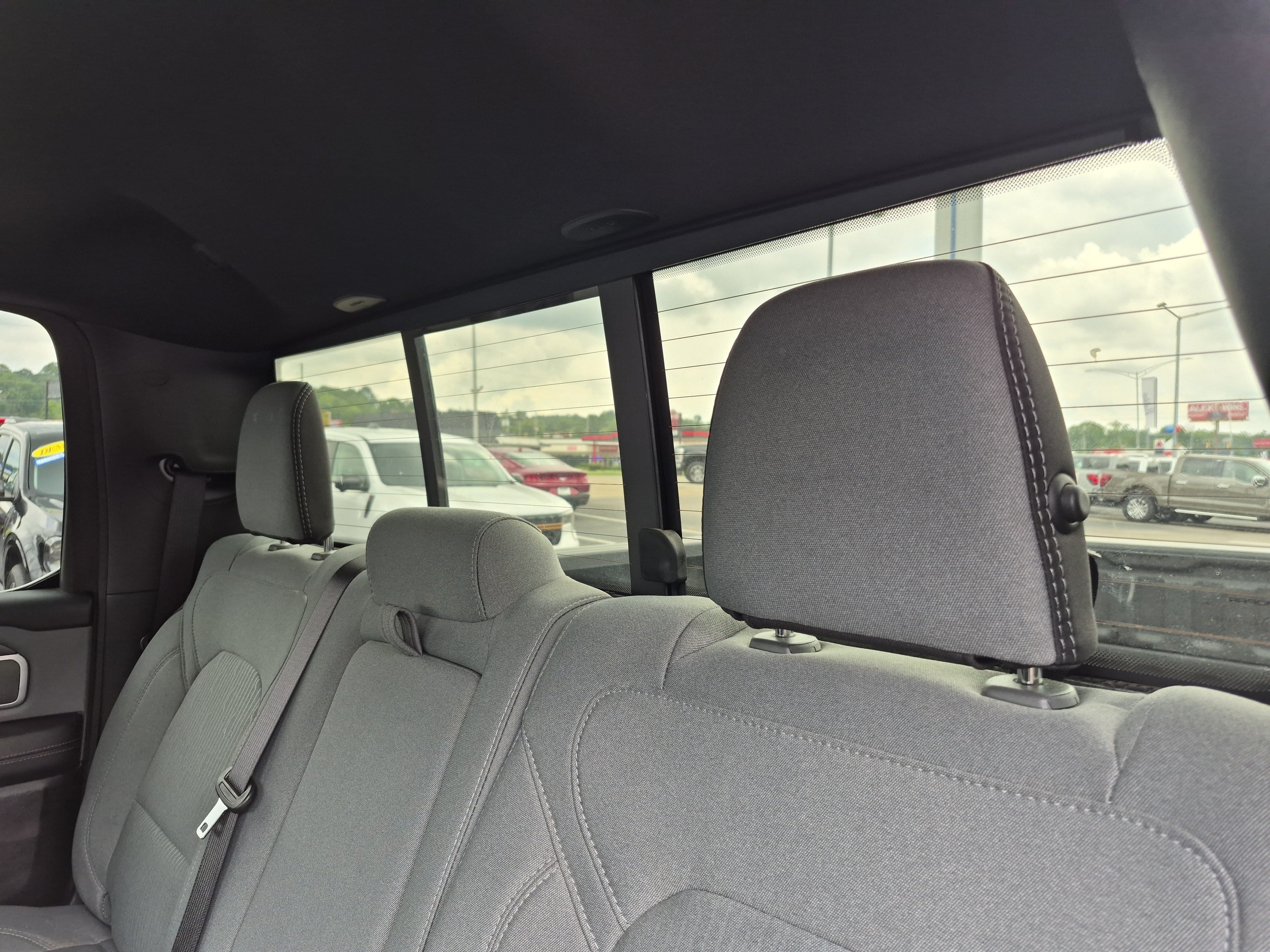 Used 2023 RAM 1500 Big Horn AWD/4WD image 17