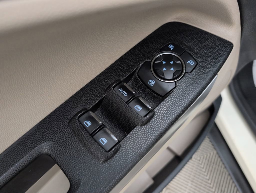 Certified 2020 Ford EcoSport S image 37