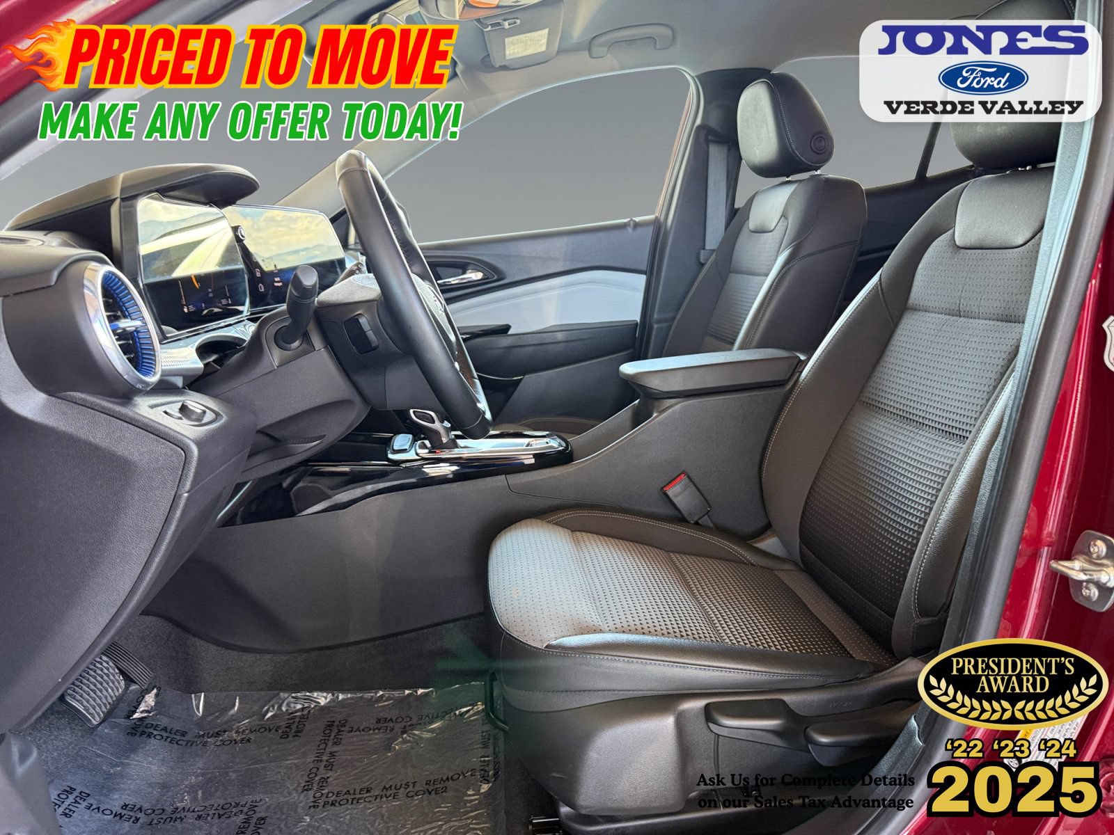Used 2025 Chevrolet Trax LT w/ LT Convenience Package FWD image 12