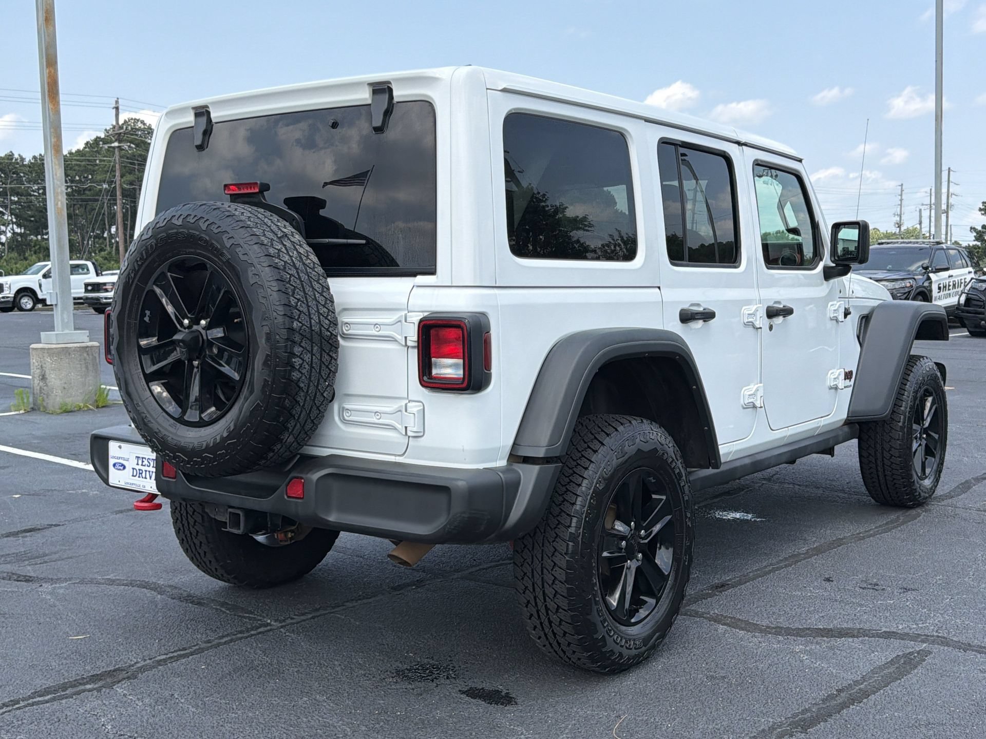 Used 2023 Jeep Wrangler Unlimited Rubicon AWD/4WD image 26