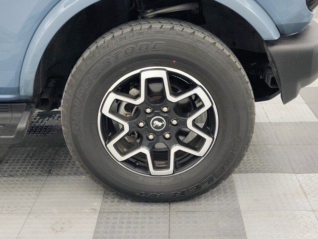 Certified 2025 Ford Bronco Outer Banks AWD/4WD image 16