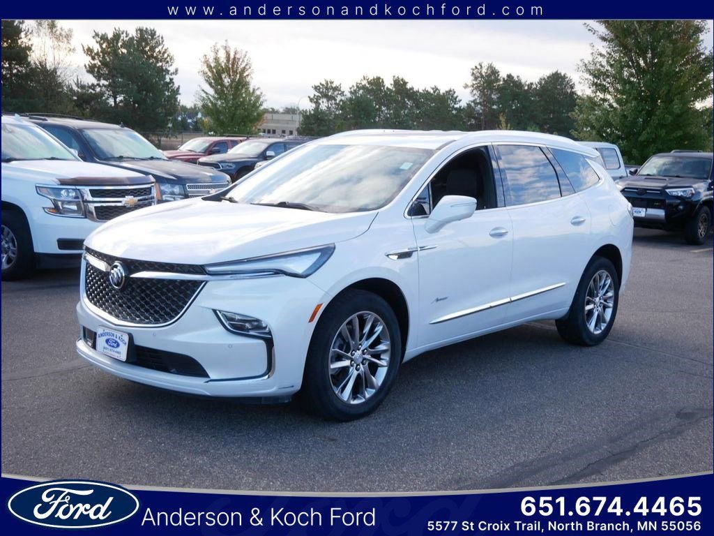 Used 2022 Buick Enclave Avenir image 1