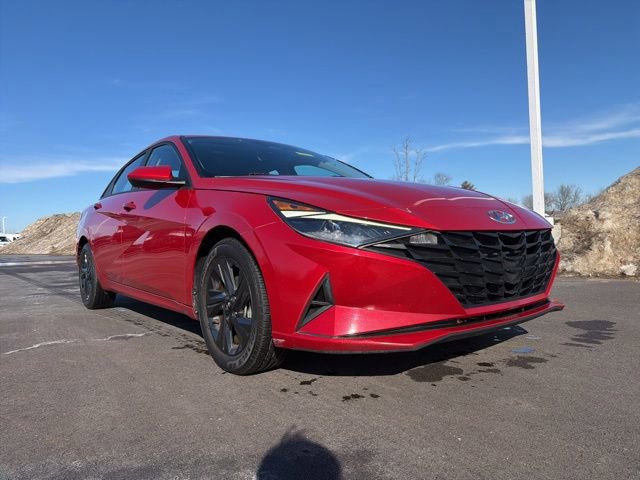 Used 2021 Hyundai Elantra SEL image 5