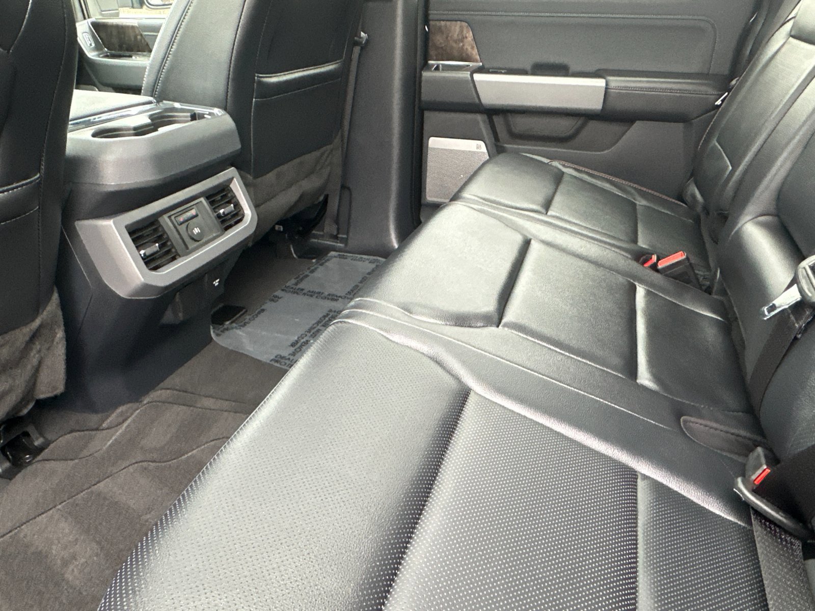 Certified 2024 Ford F250 Lariat w/ Lariat Ultimate Package image 13