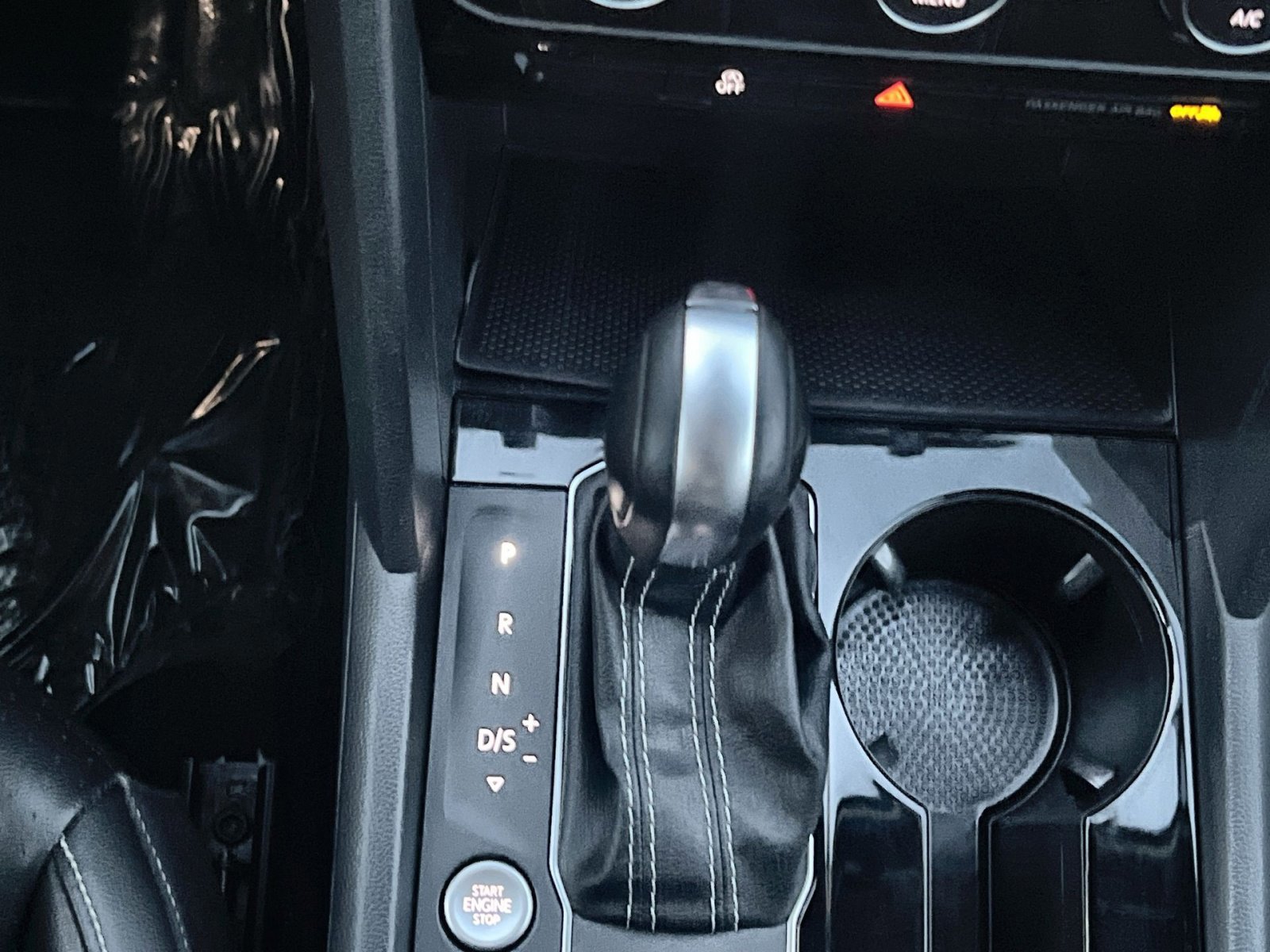 Used 2022 Volkswagen Atlas SE image 21