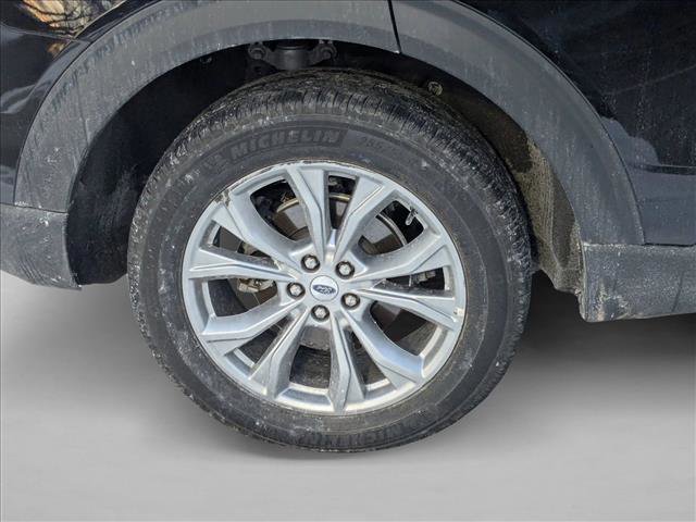 Certified 2023 Ford Explorer XLT w/ Equipment Group 202A image 9