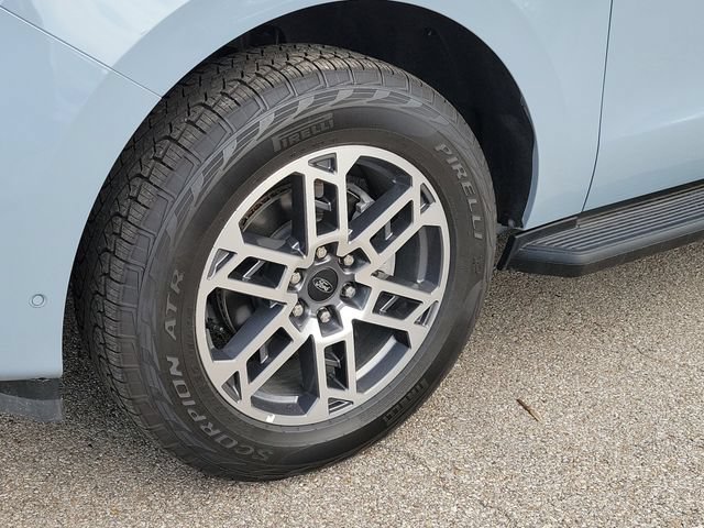Certified 2025 Ford Expedition Active AWD/4WD image 9