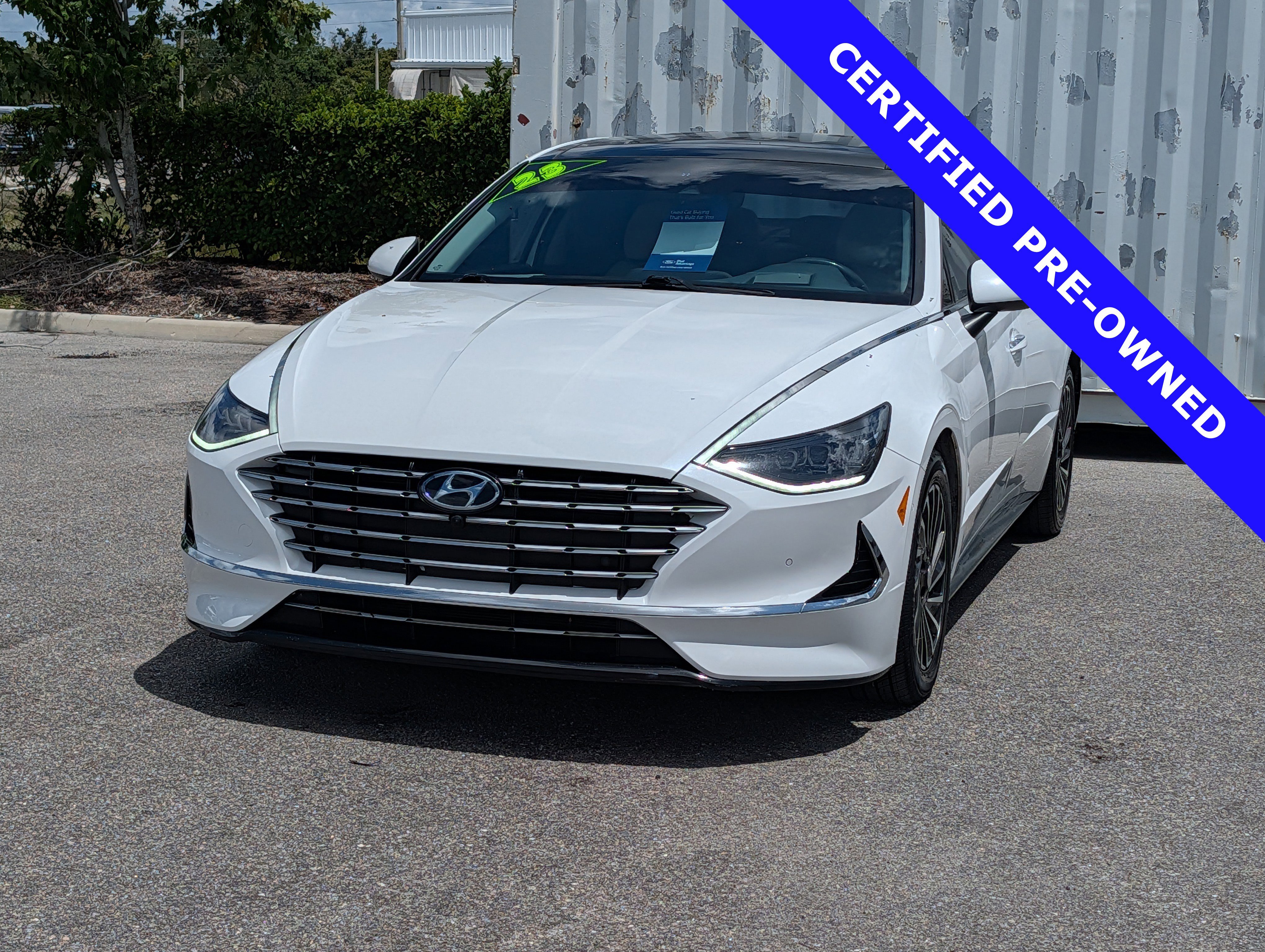 Used 2023 Hyundai Sonata Limited w/ Cargo Package FWD image 7