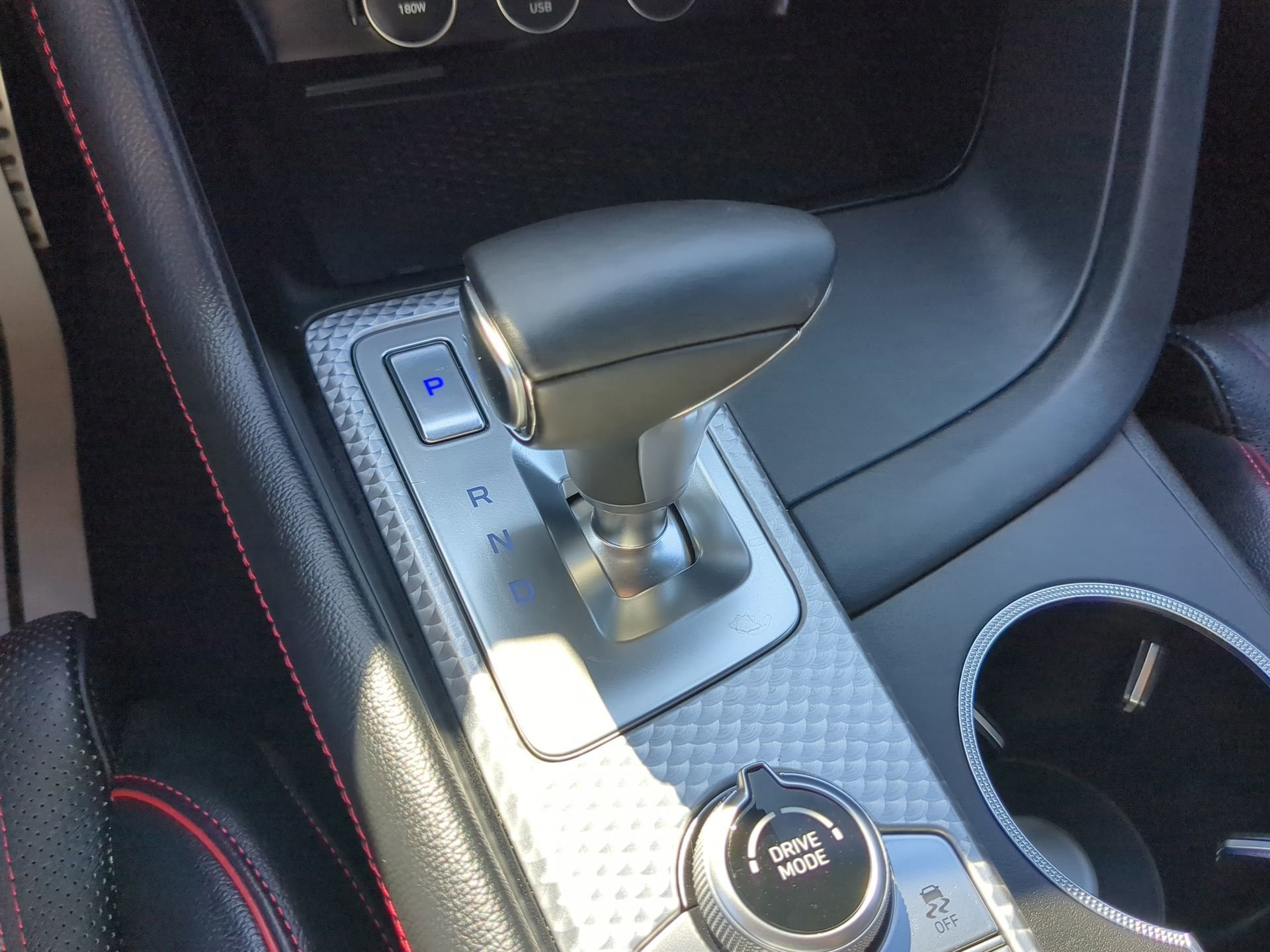 Used 2023 Genesis G70 2.0T w/ Sport Prestige Package image 60