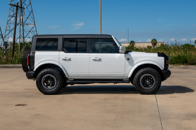 Certified 2022 Ford Bronco Outer Banks AWD/4WD image 3