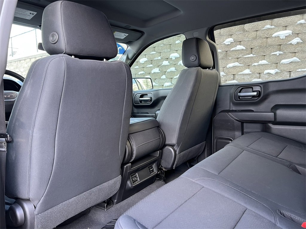 Used 2019 GMC Sierra 1500 2WD Crew Cab w/ 1SA Driver Alert Package I image 31