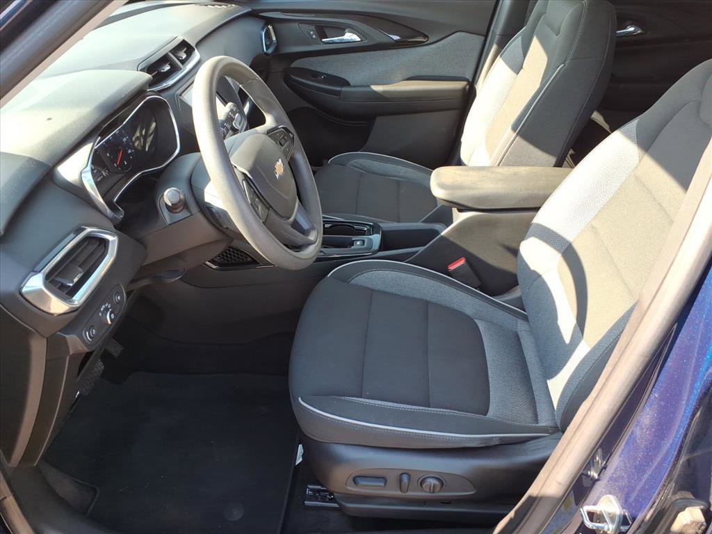 Used 2023 Chevrolet TrailBlazer LT FWD image 5