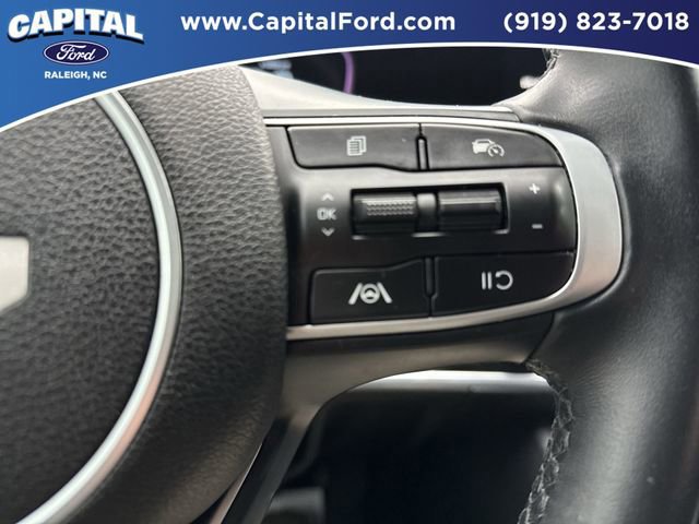 Used 2023 Kia Sportage EX image 25