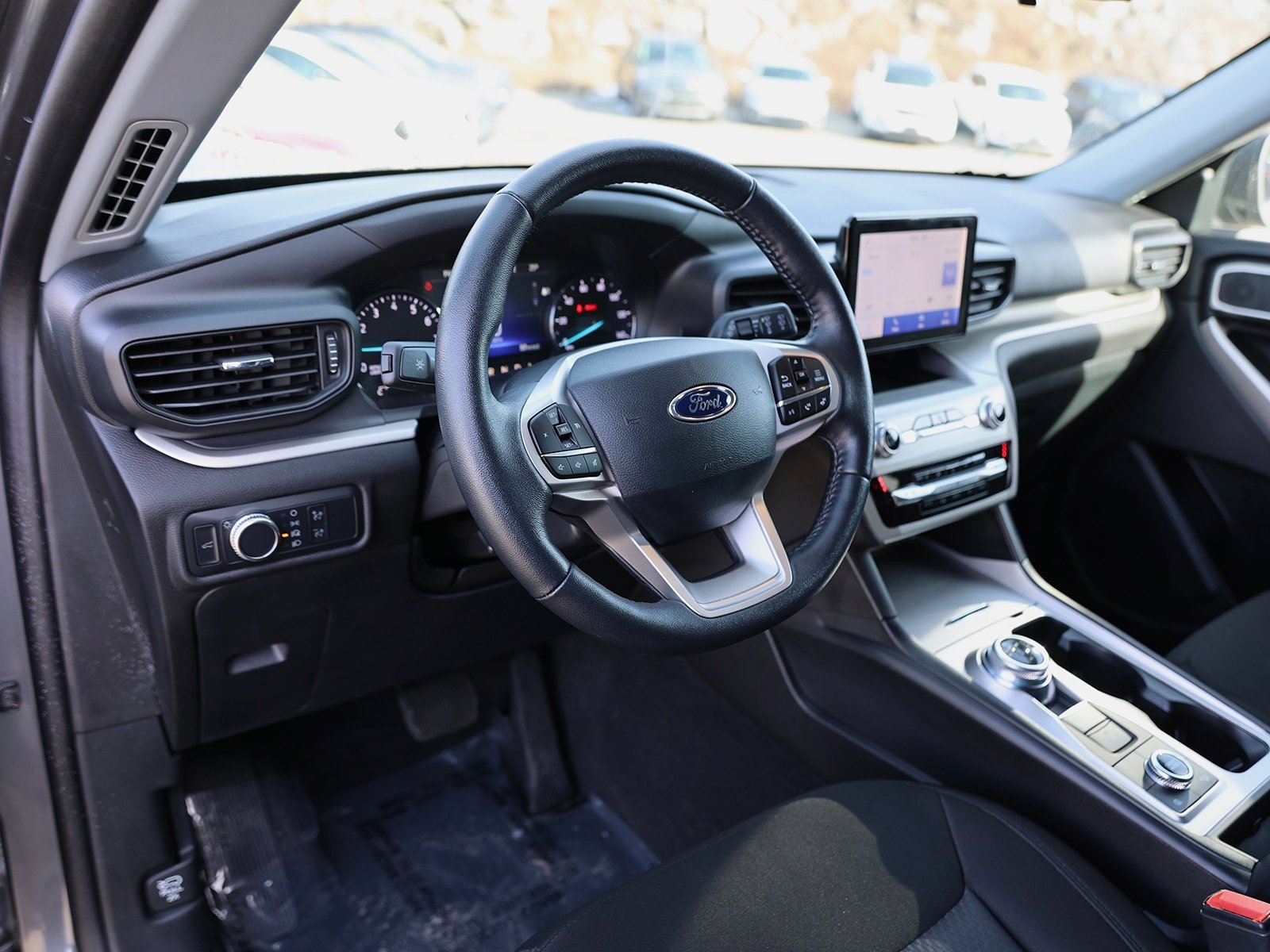 Certified 2022 Ford Explorer XLT image 17