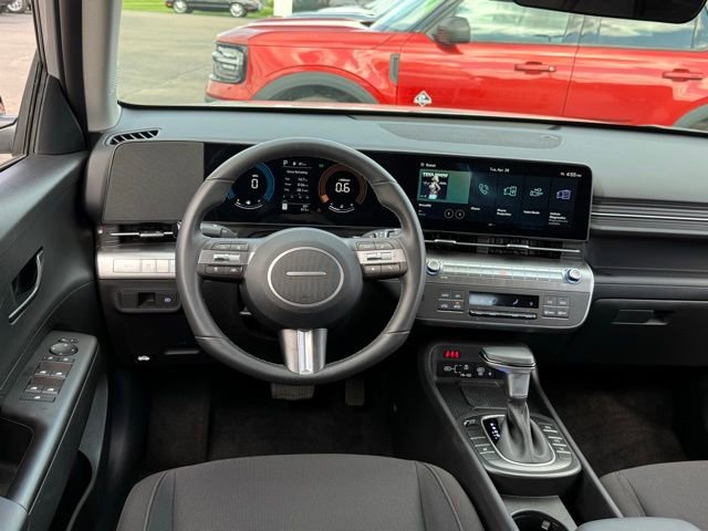 Used 2026 Hyundai Kona SEL Sport FWD image 4