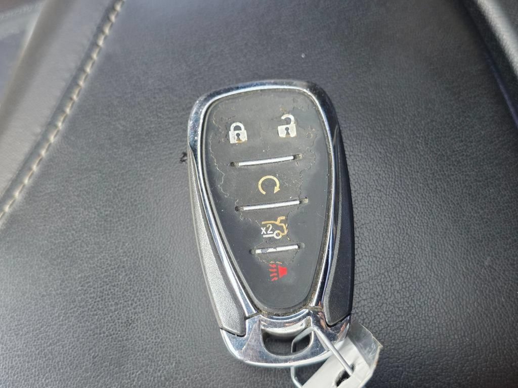 Used 2018 Chevrolet Camaro SS RWD image 16