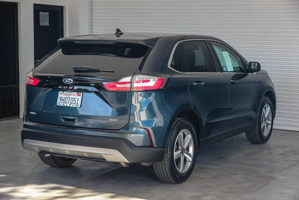 Certified 2023 Ford Edge SEL w/ Convenience Package AWD/4WD image 4