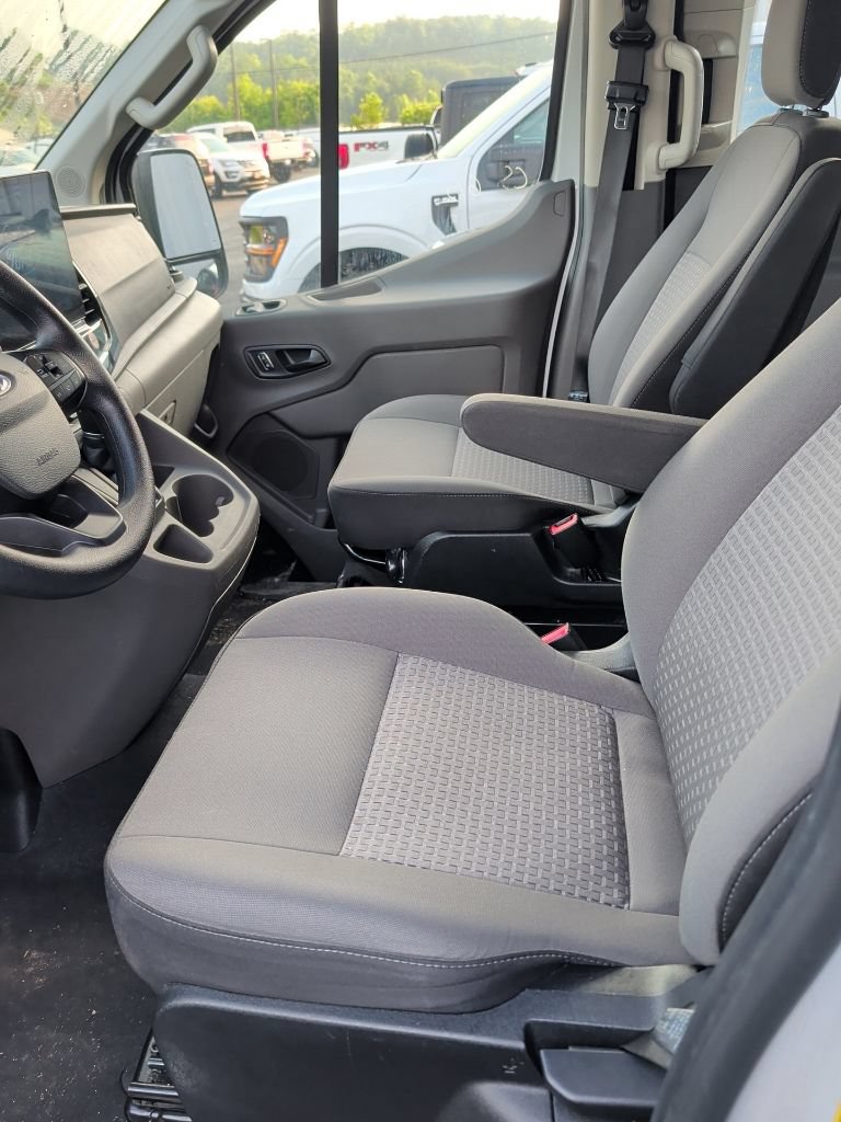 Certified 2024 Ford Transit 350 XLT RWD image 6