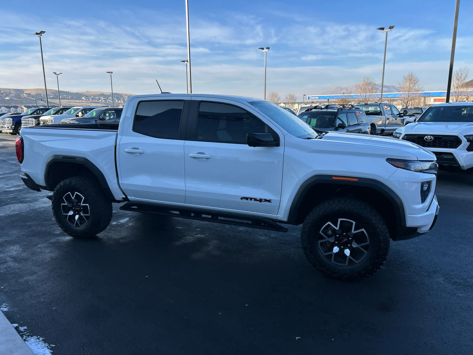 Used 2023 GMC Canyon AT4X image 12