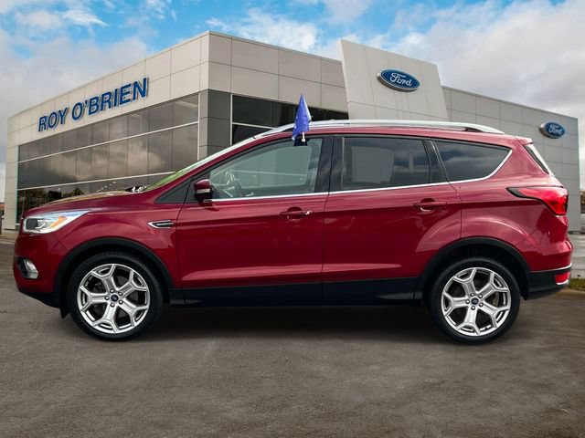 Certified 2019 Ford Escape Titanium w/ U0J03 - Titanium Tow Package FWD image 2