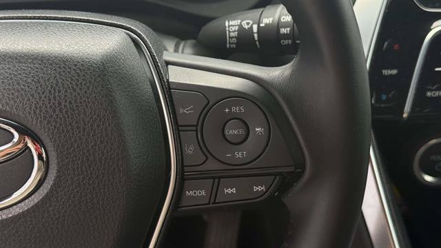 Used 2023 Toyota Venza XLE AWD/4WD image 38