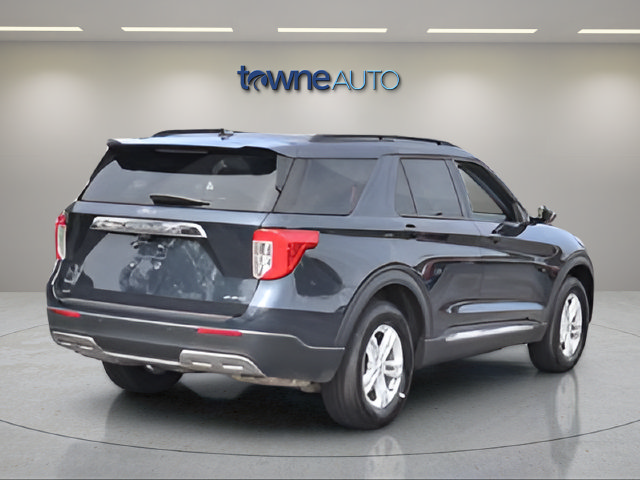 Certified 2023 Ford Explorer XLT w/ Equipment Group 202A AWD/4WD image 5