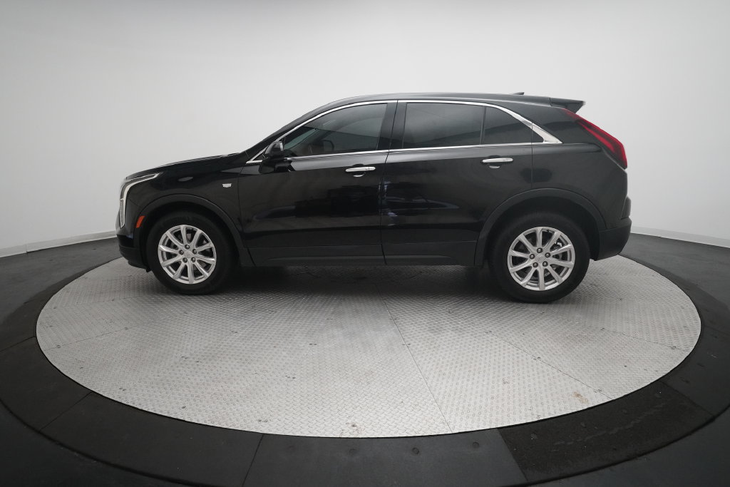 Used 2022 Cadillac XT4 Luxury w/ Cold Weather Package AWD/4WD image 24