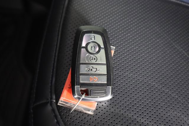 Certified 2025 Ford F450 Platinum w/ FX4 Off-Road Package image 52