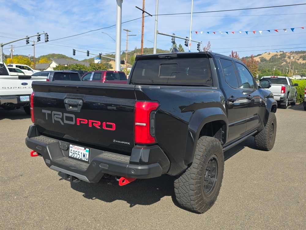 Used 2025 Toyota Tacoma TRD Pro AWD/4WD image 3