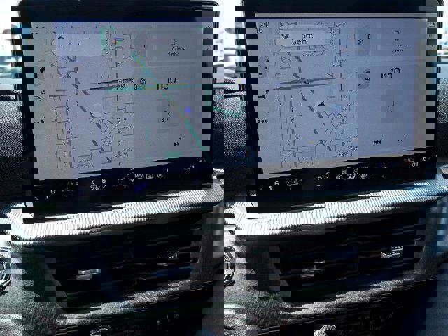 Certified 2025 Ford Explorer Platinum image 24