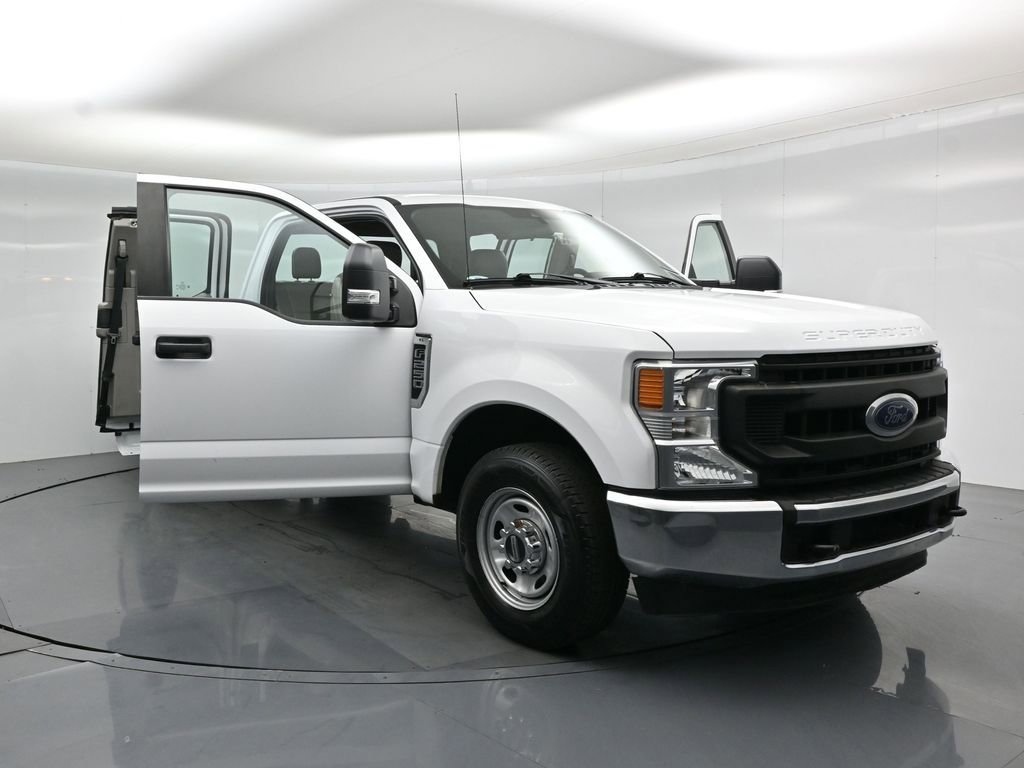 Certified 2020 Ford F250 XL w/ Power Equipment Group RWD image 30