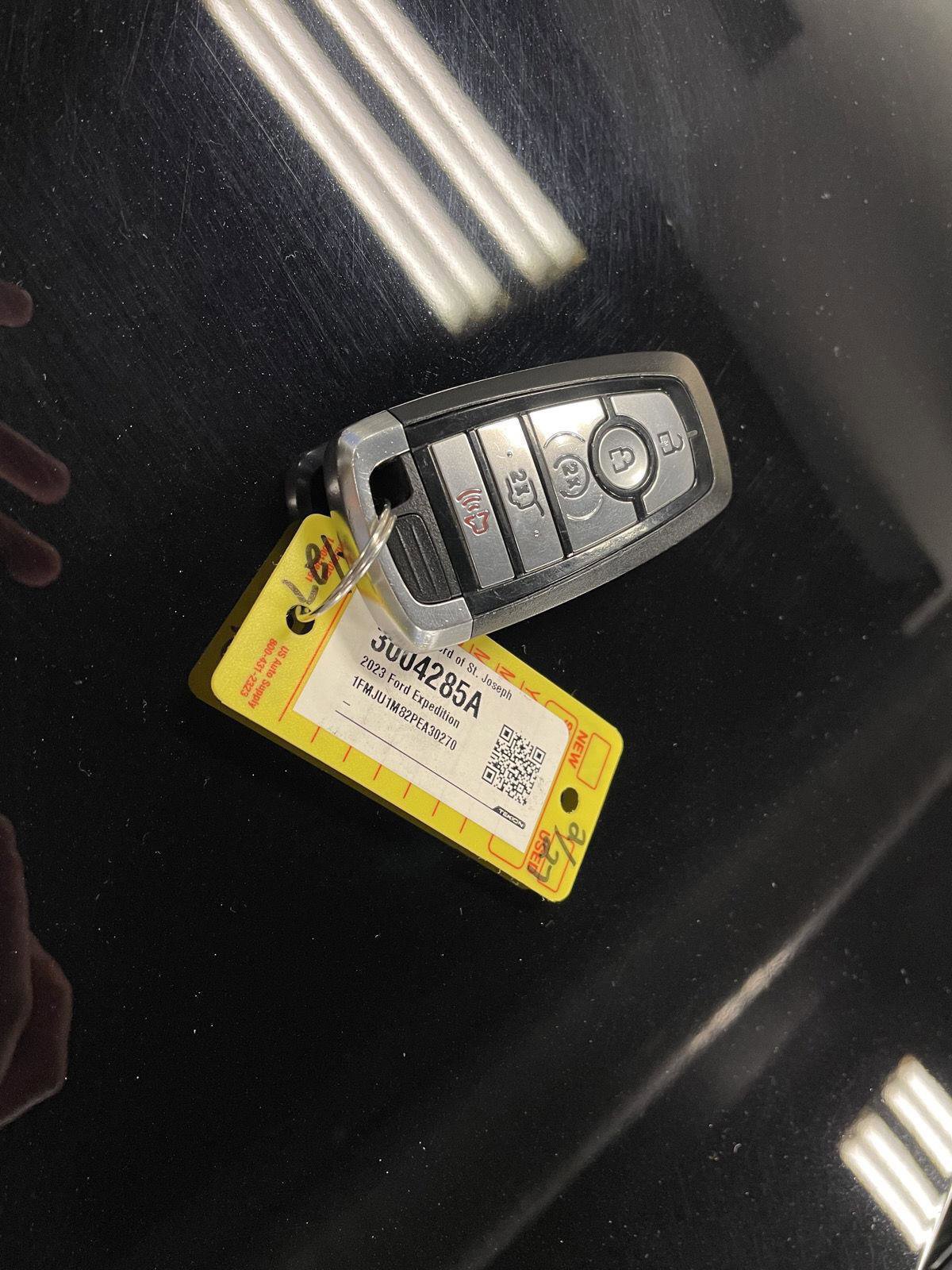 Certified 2023 Ford Expedition Platinum image 45